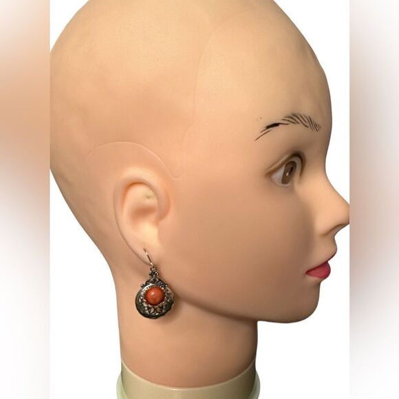 Cute Vintage Antiqued Red Agate Dangle Earrings - Picture 1 of 3